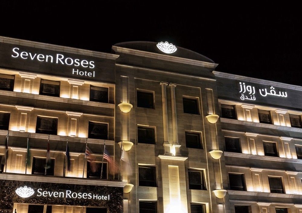 Seven Roses Hotel image 1
